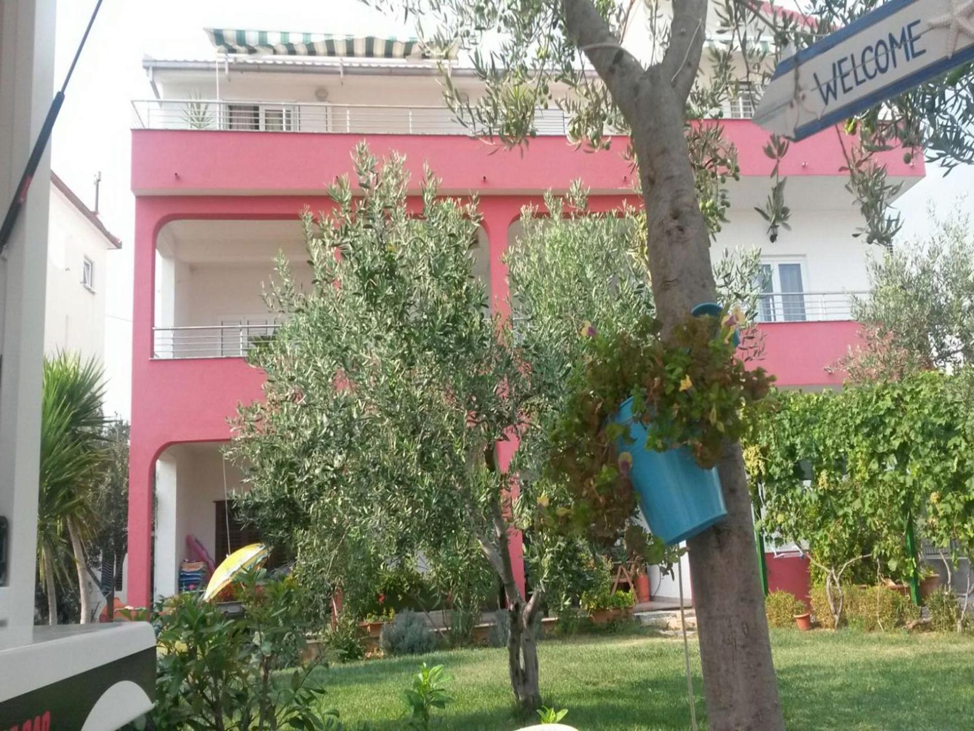 Apartments Mare - 30 M From Pebble Beach Сегет-Враниця Екстер'єр фото