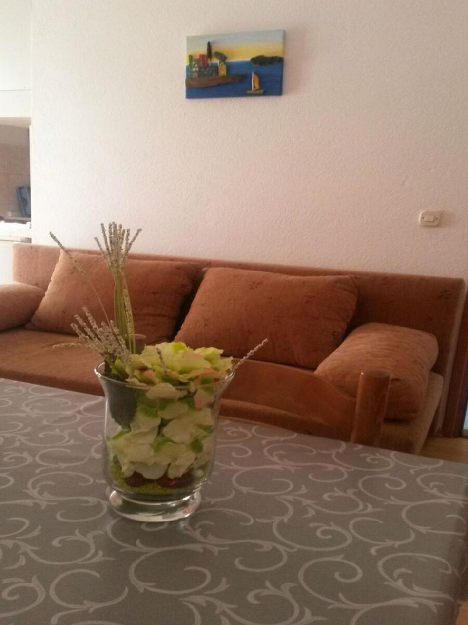 Apartments Mare - 30 M From Pebble Beach Сегет-Враниця Екстер'єр фото