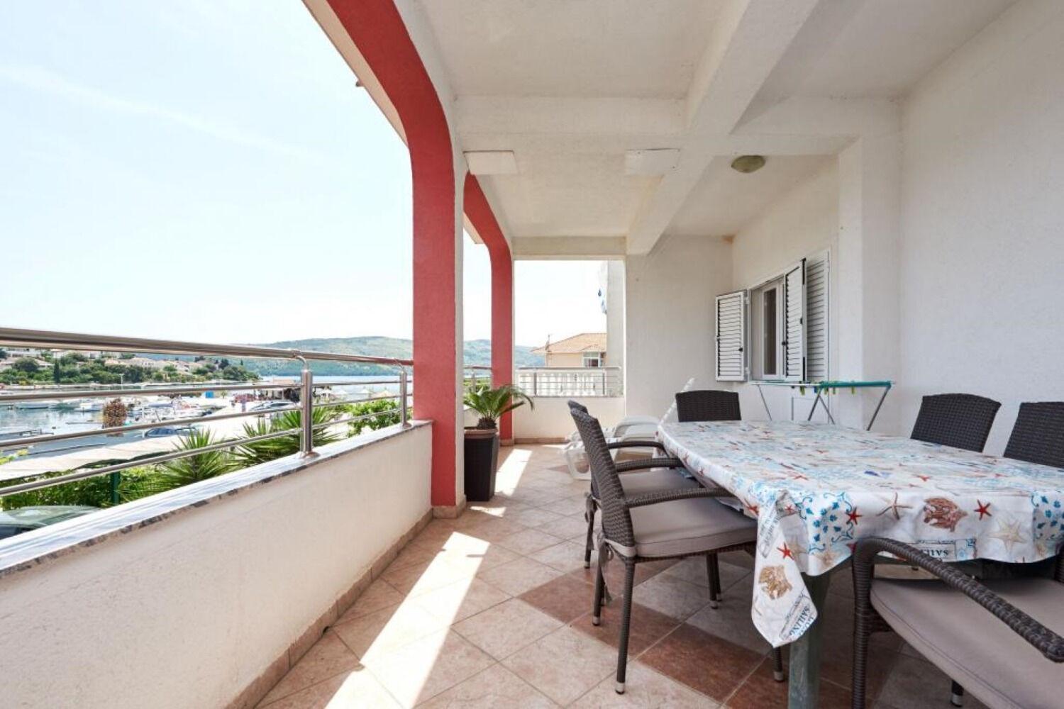 Apartments Mare - 30 M From Pebble Beach Сегет-Враниця Екстер'єр фото