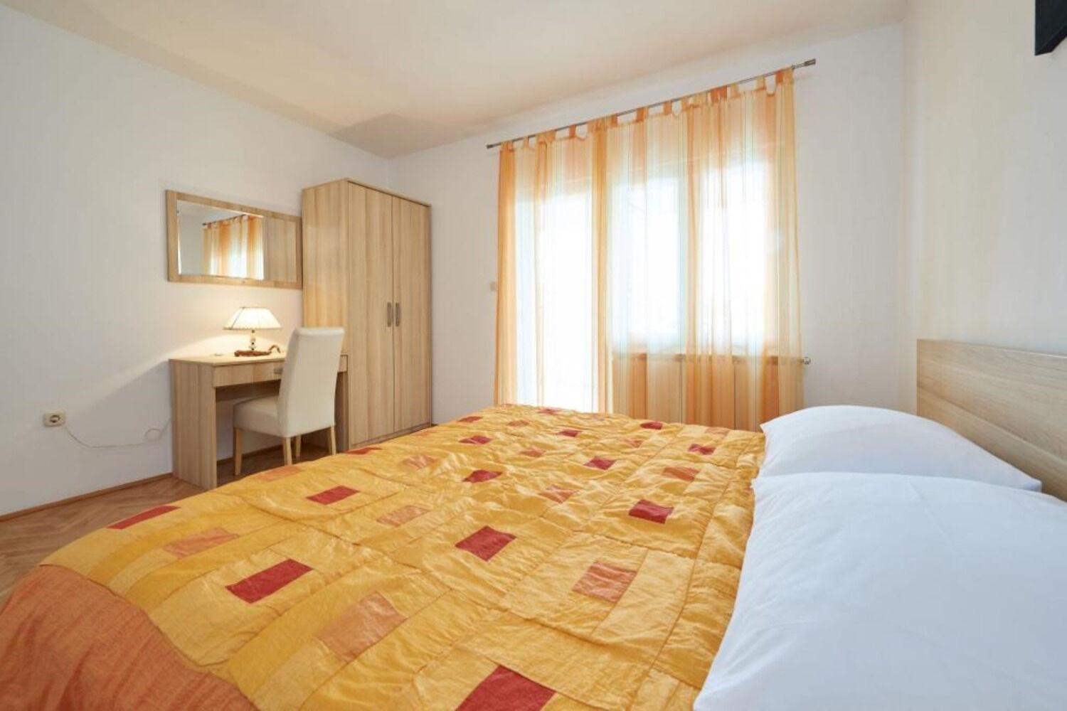 Apartments Mare - 30 M From Pebble Beach Сегет-Враниця Екстер'єр фото