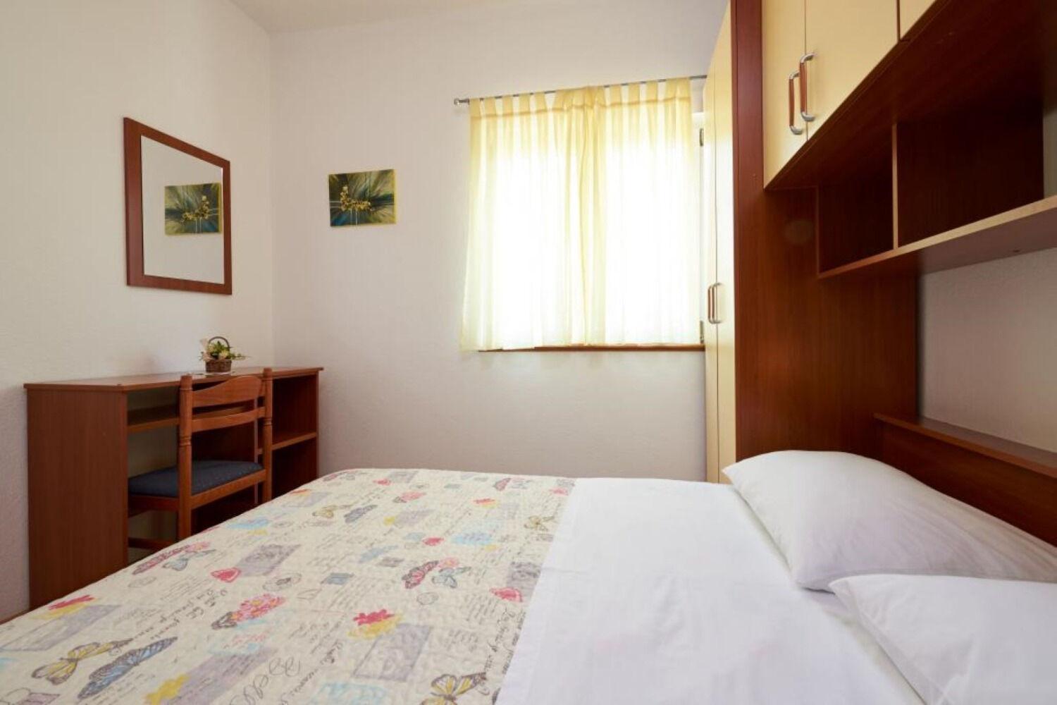 Apartments Mare - 30 M From Pebble Beach Сегет-Враниця Екстер'єр фото