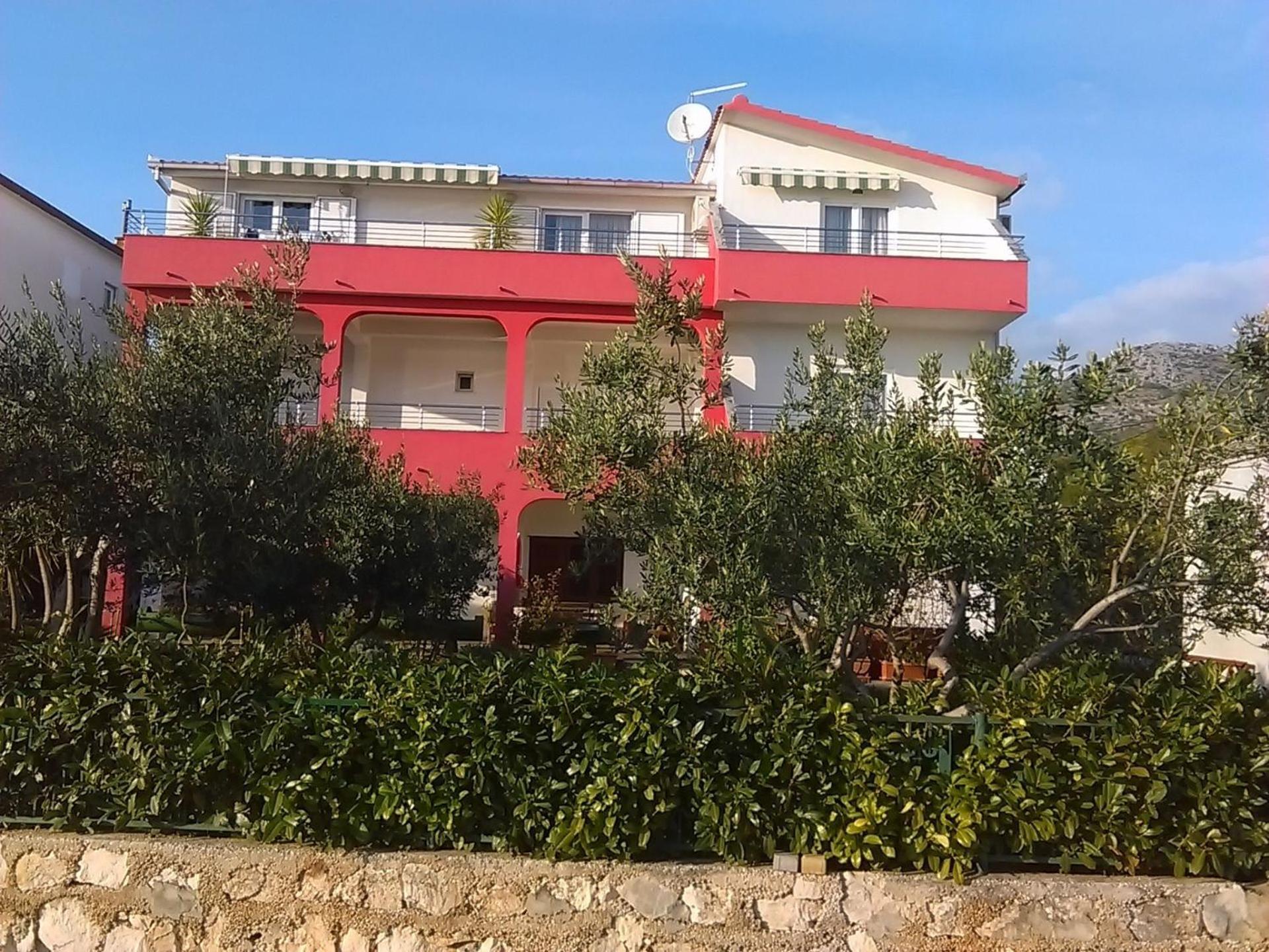 Apartments Mare - 30 M From Pebble Beach Сегет-Враниця Екстер'єр фото
